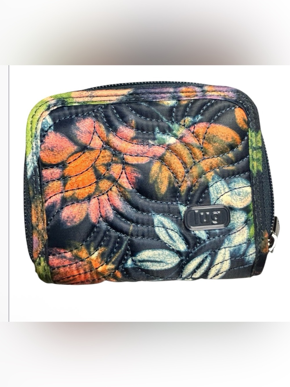 Lug wallet